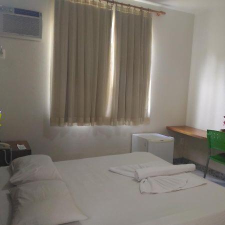Hotel Pinheiros Chonim de Baixo Экстерьер фото